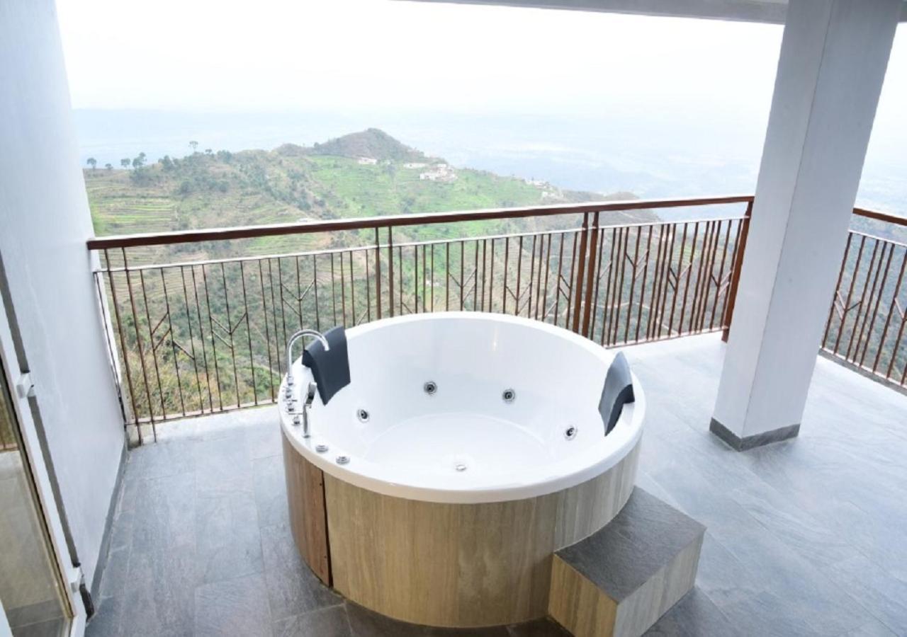 Timber Trail Heights & Terraces-Cable Car Escape Hotell Parwanoo Eksteriør bilde